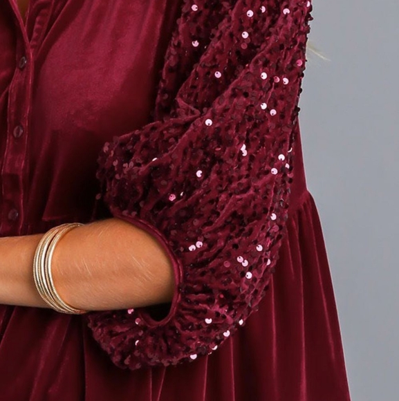 Umgee Burgundy Velvet Tunic Top - Picture 7 of 13